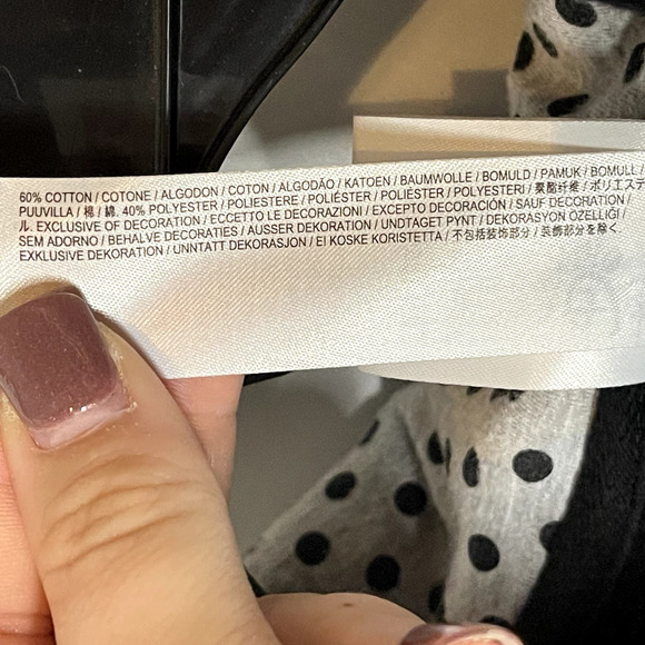 Disney Store Minnie Mouse Bow Hoodie Full Zip Sweatshirt Mouse Ears Size Small - Picture 6 of 6